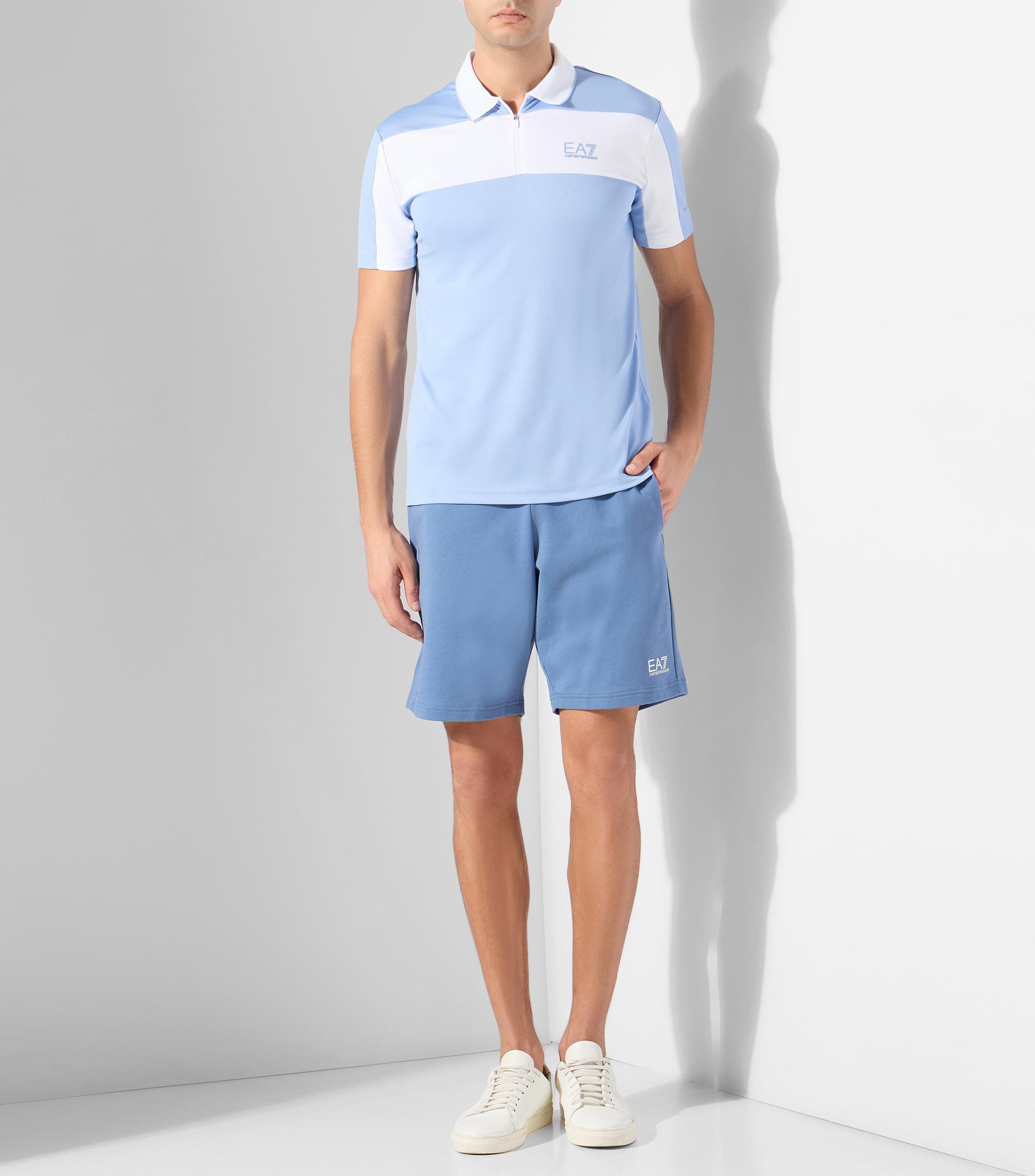 Playera tipo polo manga corta lisa Hombre